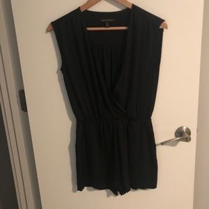Banana Republic Sleeveless Deep Cut Romper